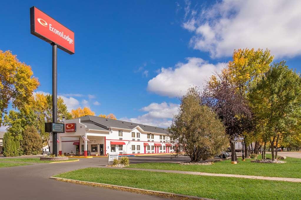 Econo Lodge Grand Forks Exterior foto