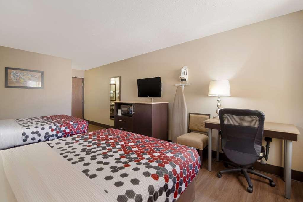 Econo Lodge Grand Forks Habitación foto