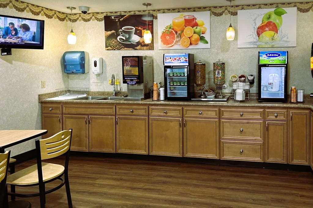 Econo Lodge Grand Forks Restaurante foto