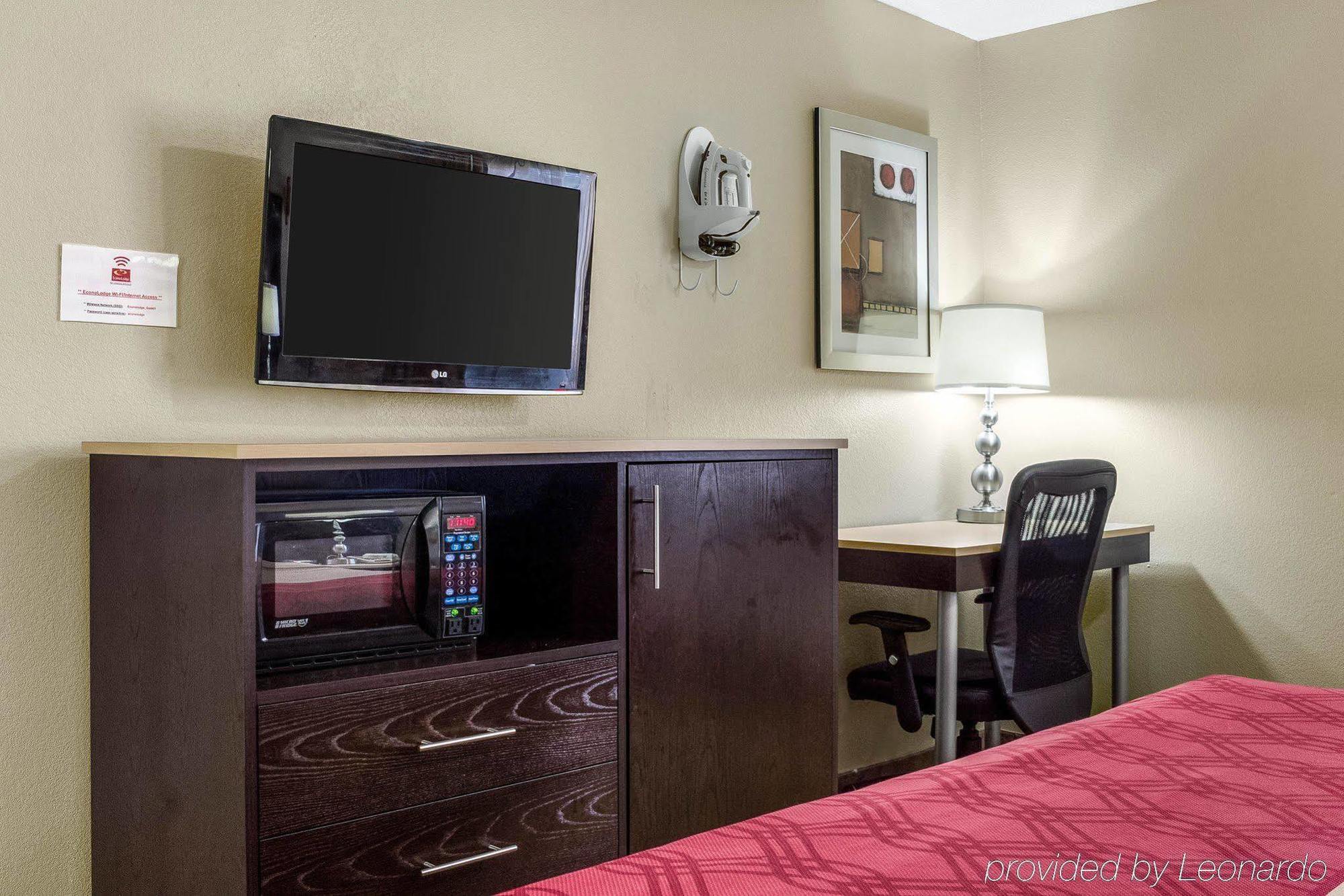 Econo Lodge Grand Forks Exterior foto
